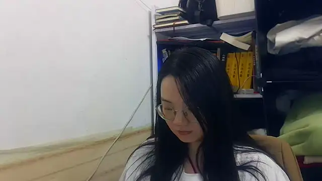 xiaoxiaowan11 online show from 03/19/26, 12:38
