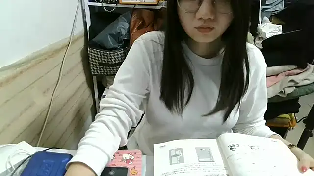 xiaoxiaowan11 online show from 03/22/26, 12:18
