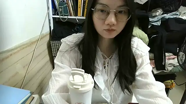 xiaoxiaowan11 online show from 04/01/26, 12:06