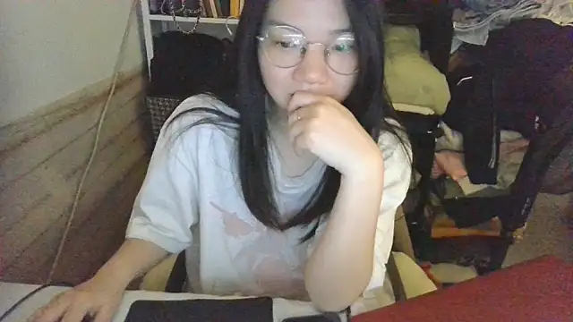 xiaoxiaowan11 online show from 03/30/26, 03:19