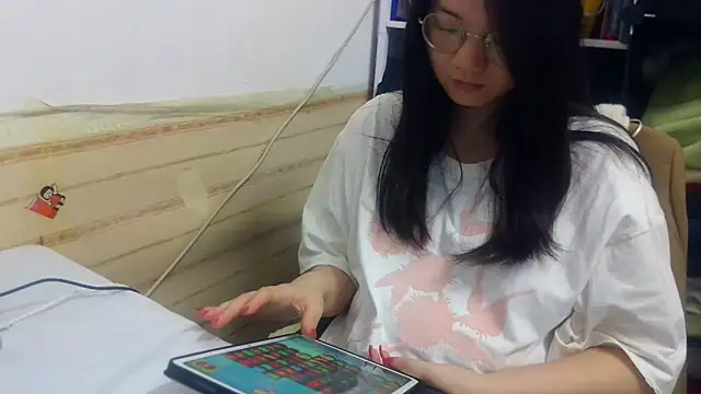 xiaoxiaowan11 online show from 03/13/26, 11:15
