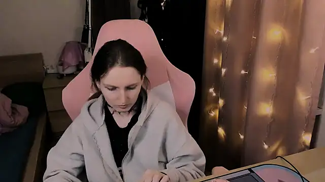 Onyxix online show from 04/01/26, 08:06