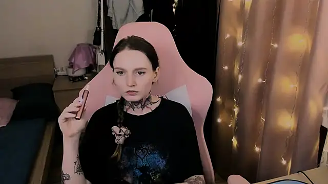 Onyxix online show from 03/29/26, 07:48