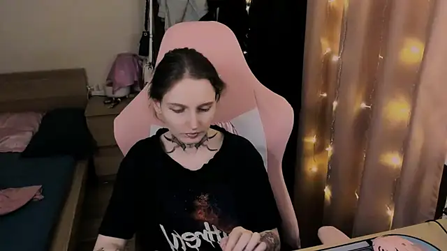 Onyxix online show from 03/30/26, 08:43