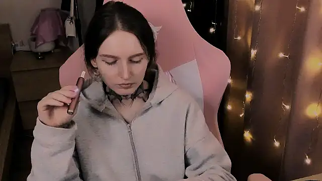 Onyxix online show from 04/03/26, 08:15