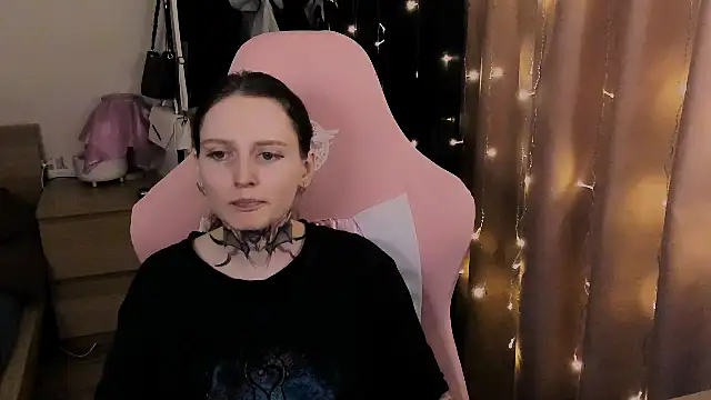 Onyxix online show from 03/17/26, 06:44