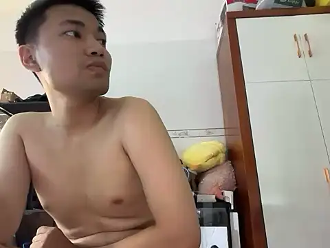 Snapshot of asianvietboy09 chatting on 05/17/26, 01:11 asianvietboy09 online show from 05/17/26, 01:11