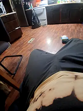 Snapshot of bojo69 chatting on 02/09/26, 05:27 bojo69 online show from 02/09/26, 05:27