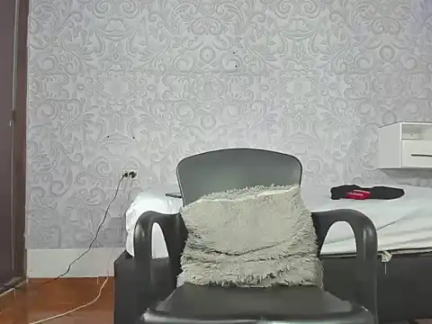 GoldenBoyM online show from 04/11/26, 07:45