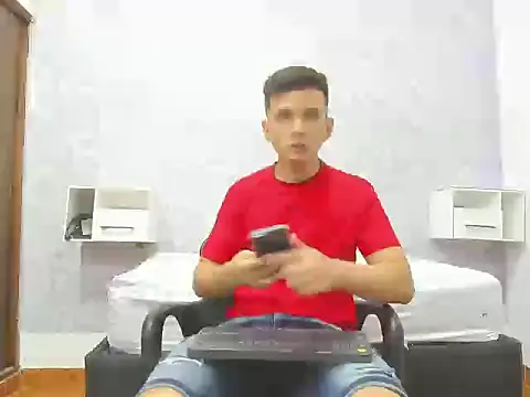 GoldenBoyM online show from 05/10/26, 03:32