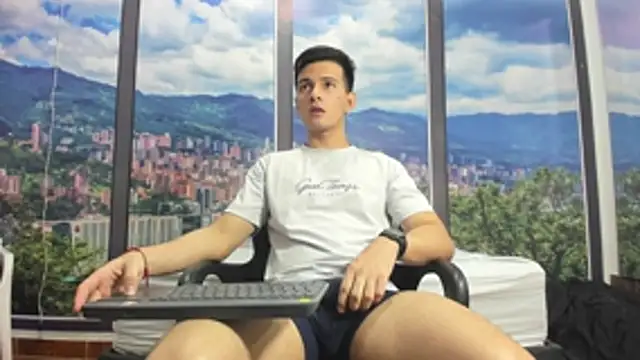 GoldenBoyM online show from 07/03/26, 03:46