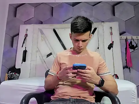 GoldenBoyM online show from 05/28/26, 03:58