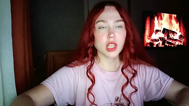 LolaaMint  online show from 05/03/26, 02:09