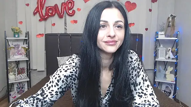 EvaClarkk online show from 04/21/26, 05:14