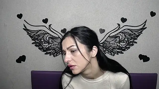 Snapshot of EvaClarkk chatting on 04/07/26, 05:09 EvaClarkk online show from 04/07/26, 05:09