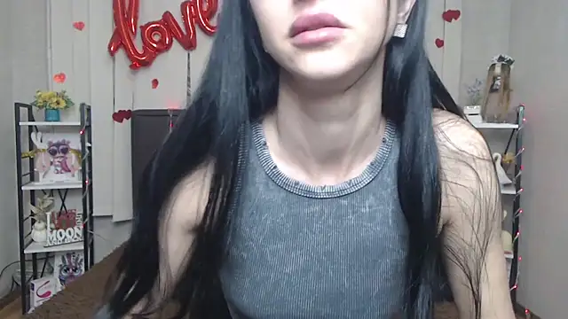 EvaClarkk online show from 05/01/26, 05:45