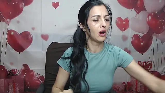 EvaClarkk online show from 05/27/26, 05:15