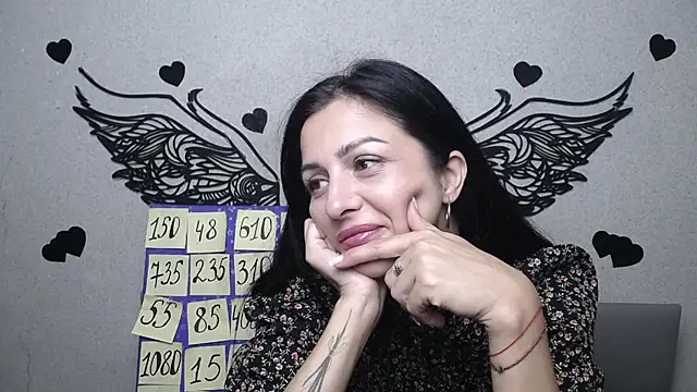 Snapshot of EvaClarkk chatting on 07/12/26, 05:08 EvaClarkk online show from 07/12/26, 05:08