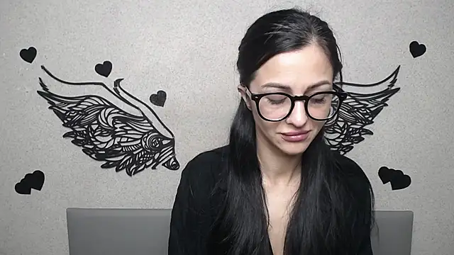EvaClarkk online show from 05/28/26, 06:54