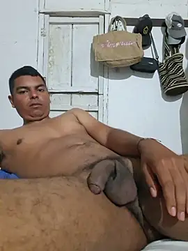 Snapshot of jhoncol231 chatting on 03/04/26, 03:03 jhoncol231 online show from 03/04/26, 03:03