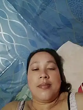 May Bombs online show from 04/01/26, 12:06