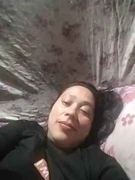 Snapshot of May_Bombs chatting on 02/10/26, 09:58 May Bombs online show from 02/10/26, 09:58