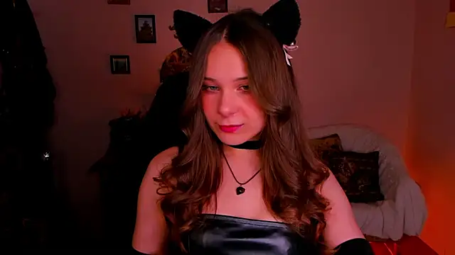 LanaLovely online show from 05/20/26, 06:32