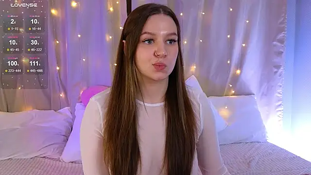 kira sweety x online show from 04/01/26, 06:05