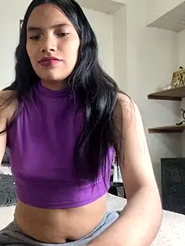 Snapshot of Julieta_Parker chatting on 02/25/26, 05:02 Julieta Parker online show from 02/25/26, 05:02