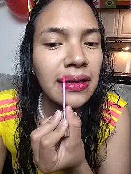 Snapshot of Julieta_Parker chatting on 06/12/26, 01:47 Julieta Parker online show from 06/12/26, 01:47