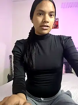 Snapshot of Julieta_Parker chatting on 02/09/26, 02:48 Julieta Parker online show from 02/09/26, 02:48