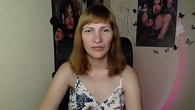 Snapshot of Rosalinda_ro chatting on 06/25/26, 12:32 Rosalinda ro online show from 06/25/26, 12:32