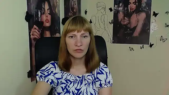 Snapshot of Rosalinda_ro chatting on 07/15/26, 12:23 Rosalinda ro online show from 07/15/26, 12:23