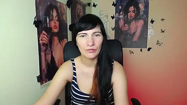 Snapshot of Rosalinda_ro chatting on 05/17/26, 06:19 Rosalinda ro online show from 05/17/26, 06:19