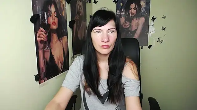 Snapshot of Rosalinda_ro chatting on 04/29/26, 06:25 Rosalinda ro online show from 04/29/26, 06:25