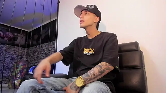 Dereck Boy  online show from 04/01/26, 03:30