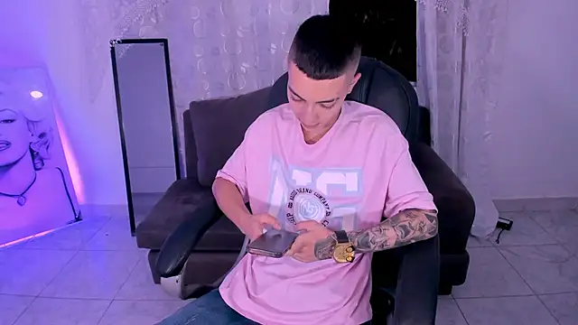 Dereck Boy  online show from 04/12/26, 03:32