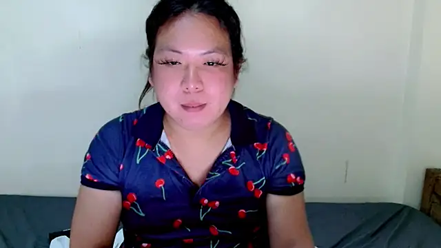 Snapshot of sweet_jaii chatting on 06/03/26, 02:33 sweet jaii online show from 06/03/26, 02:33