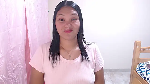 Snapshot of dannamomcerratt chatting on 03/27/26, 01:25 dannamomcerratt online show from 03/27/26, 01:25