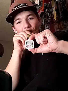 Snapshot of Horus1922 chatting on 02/06/26, 06:48 Horus1922 online show from 02/06/26, 06:48