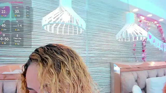 Snapshot of rossy_roose chatting on 02/10/26, 07:46 rossy roose online show from 02/10/26, 07:46