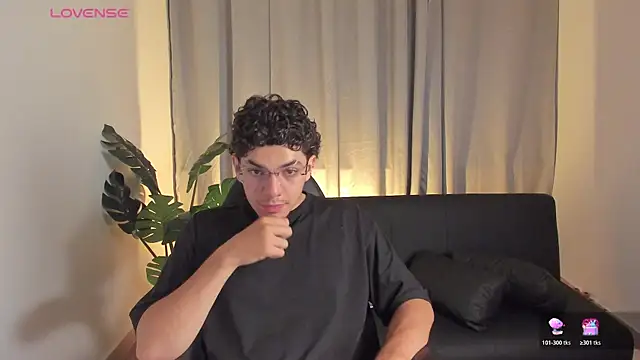 Axel Creed online show from 02/21/26, 04:03