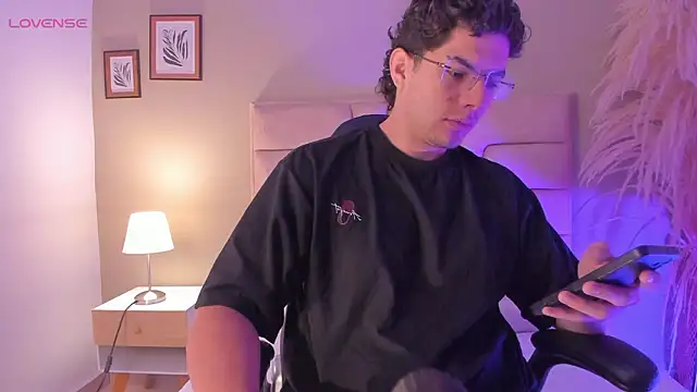 Axel Creed online show from 02/12/26, 10:48