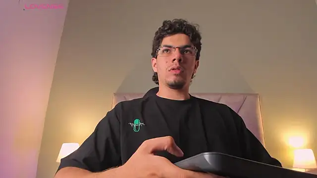 Axel Creed online show from 02/26/26, 02:28