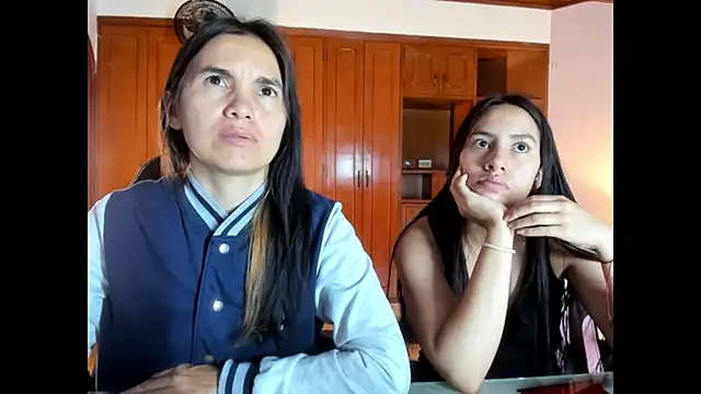 Snapshot of Emily_and_Soffy chatting on 02/12/26, 12:05 Emily and Soffy online show from 02/12/26, 12:05