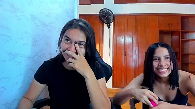 Emily and Soffy online show from 03/25/26, 12:04