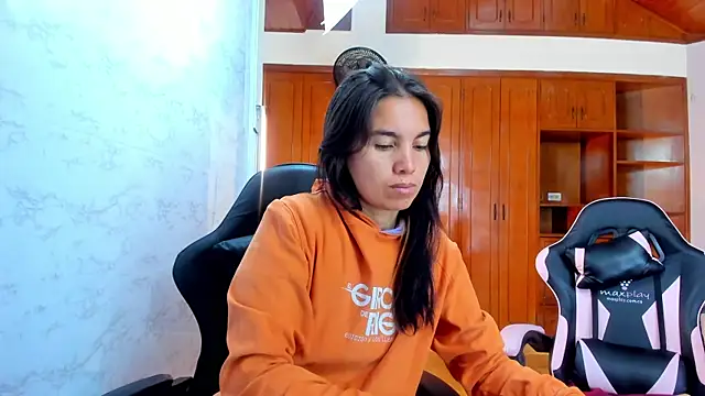 Snapshot of Emily_and_Soffy chatting on 02/16/26, 12:04 Emily and Soffy online show from 02/16/26, 12:04