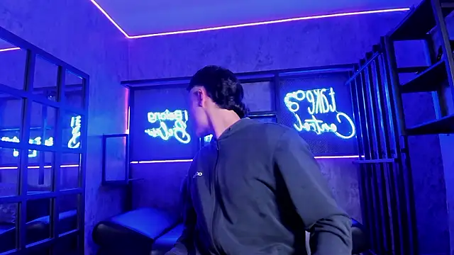 Snapshot of FemNoa chatting on 02/23/26, 01:12 FemNoa online show from 02/23/26, 01:12