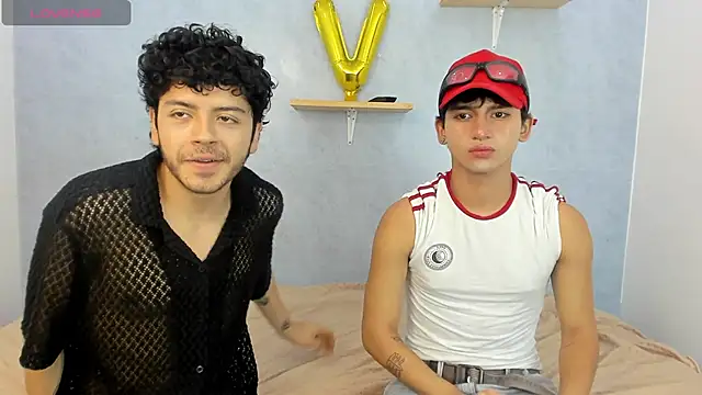 Snapshot of Eliotkinky chatting on 02/24/26, 02:40 Eliotkinky online show from 02/24/26, 02:40