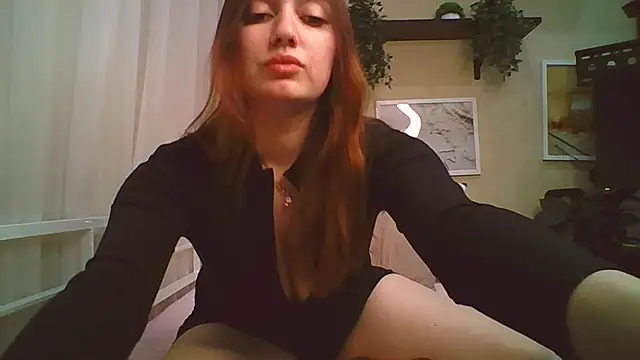 Snapshot of Linnea_ chatting on 02/05/26, 06:48 Linnea online show from 02/05/26, 06:48